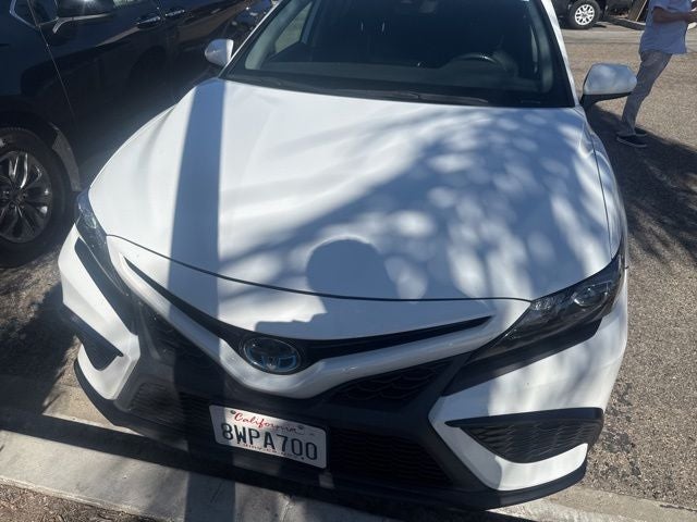 2021 Toyota Camry Hybrid SE