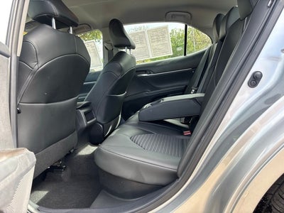 2021 Toyota Camry Hybrid SE