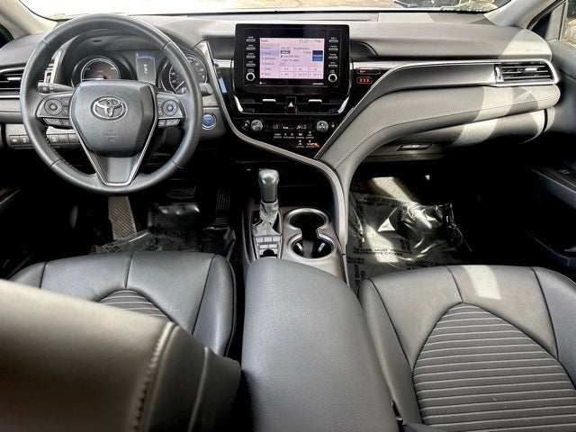 2021 Toyota Camry Hybrid SE