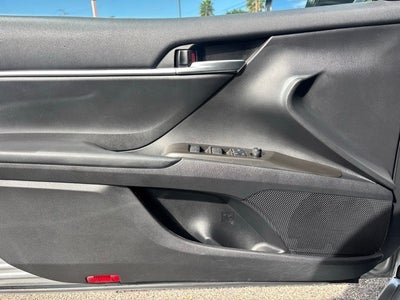 2021 Toyota Camry Hybrid SE