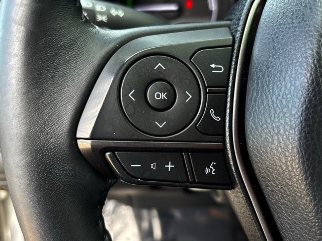 2021 Toyota Camry Hybrid SE