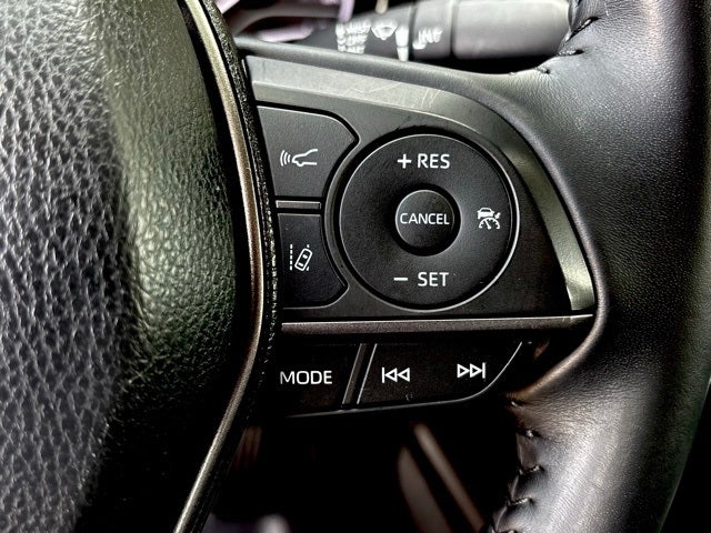 2021 Toyota Camry Hybrid SE