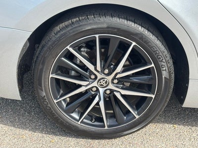 2021 Toyota Camry Hybrid SE