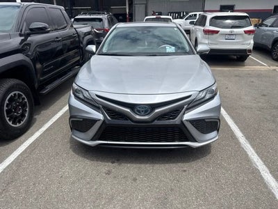 2022 Toyota Camry Hybrid XSE