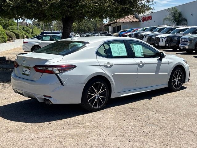 2024 Toyota Camry SE