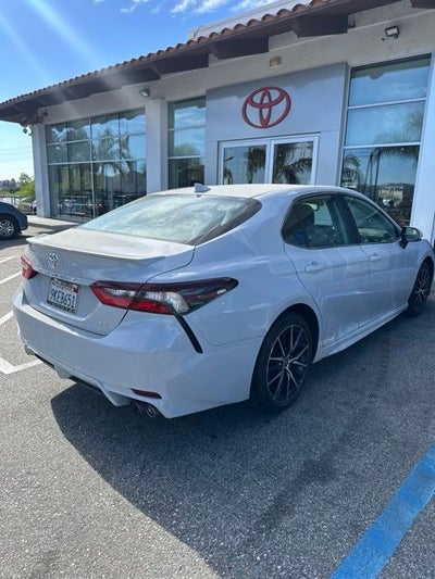 2024 Toyota Camry SE