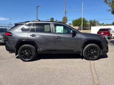 2023 Toyota RAV4 Hybrid SE