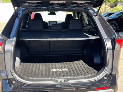 2023 Toyota RAV4 Hybrid SE