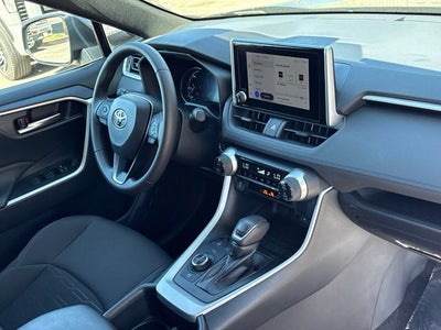 2023 Toyota RAV4 Hybrid SE