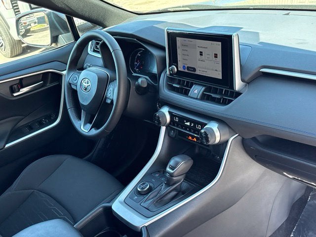 2023 Toyota RAV4 Hybrid SE