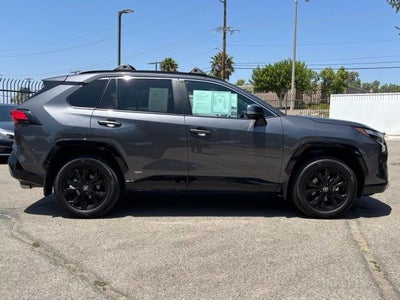 2025 Toyota RAV4 Hybrid SE