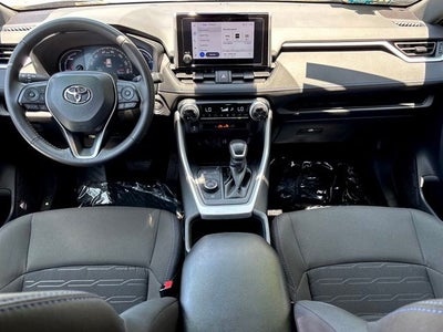 2025 Toyota RAV4 Hybrid SE