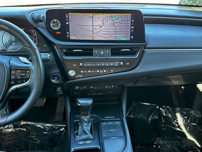 2022 Lexus ES 300h