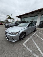 2022 Lexus ES 300h