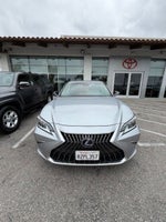 2022 Lexus ES 300h