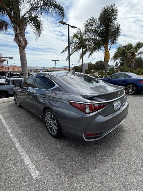 2021 Lexus ES 300h