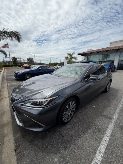 2021 Lexus ES 300h