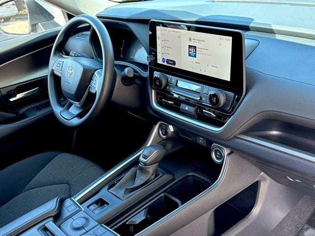 2026 Toyota Grand Highlander LE