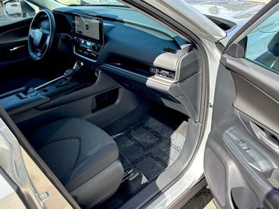 2026 Toyota Grand Highlander LE