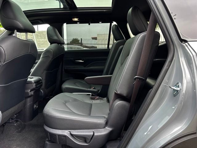 2026 Toyota Grand Highlander Hybrid Nightshade Edition