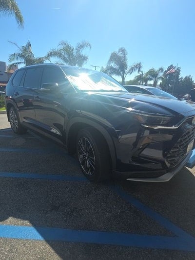 2025 Toyota Grand Highlander Hybrid MAX Platinum