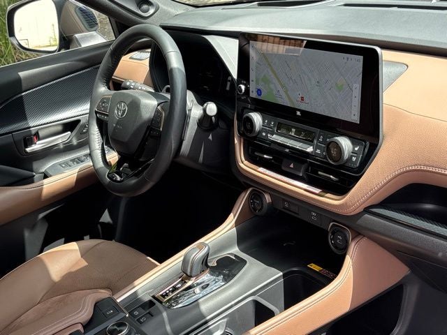 2025 Toyota Grand Highlander Hybrid MAX Platinum