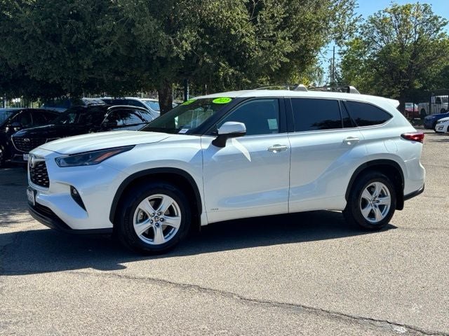 2022 Toyota Highlander Hybrid LE