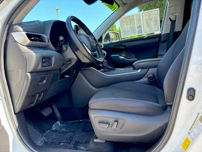 2022 Toyota Highlander Hybrid LE