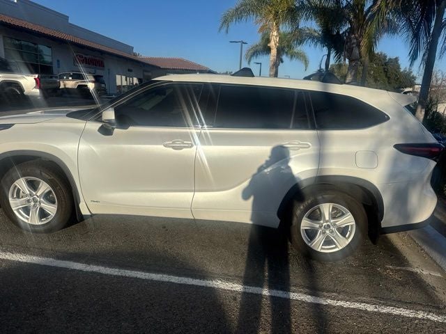 2022 Toyota Highlander Hybrid LE