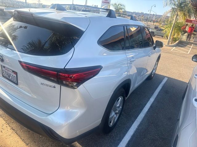 2022 Toyota Highlander Hybrid LE