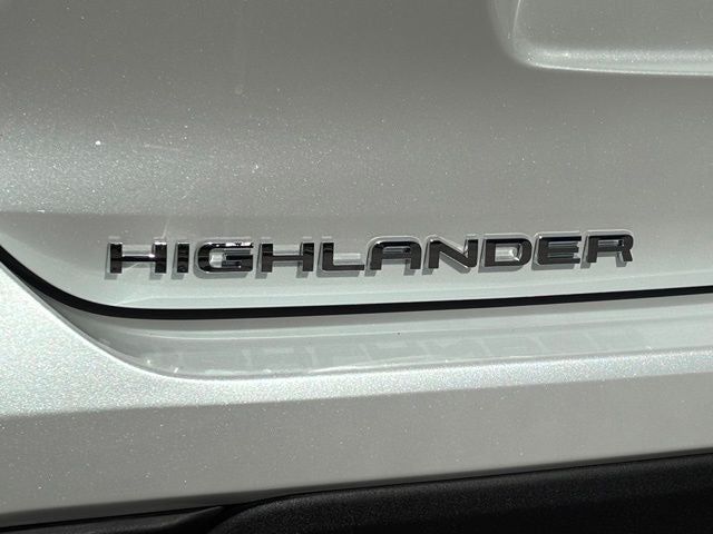 2022 Toyota Highlander Hybrid LE