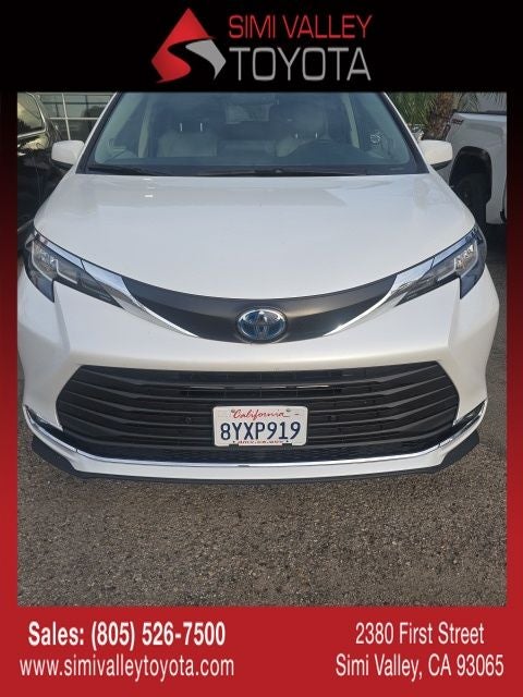 2022 Toyota Sienna XLE 7 Passenger
