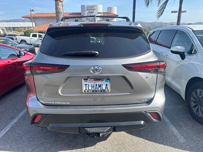 2025 Toyota Highlander Hybrid XLE