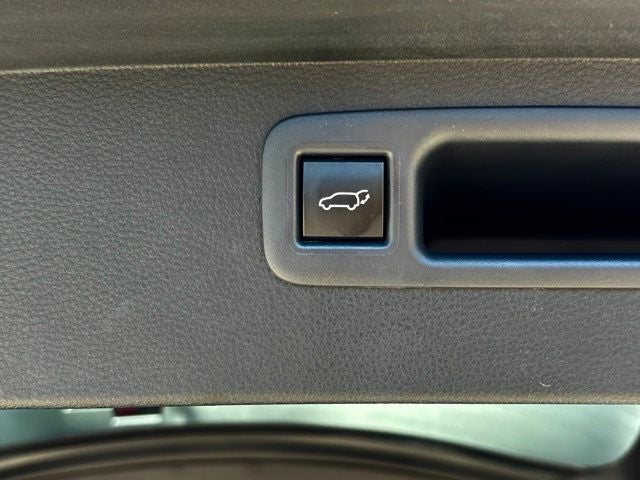 2025 Toyota Highlander Hybrid XLE