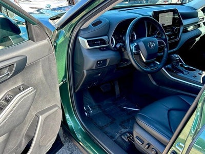 2024 Toyota Highlander XLE