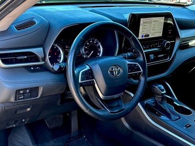 2024 Toyota Highlander XLE