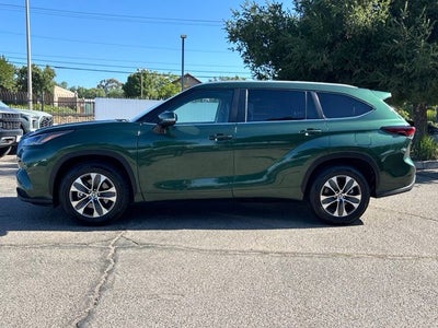 2024 Toyota Highlander XLE