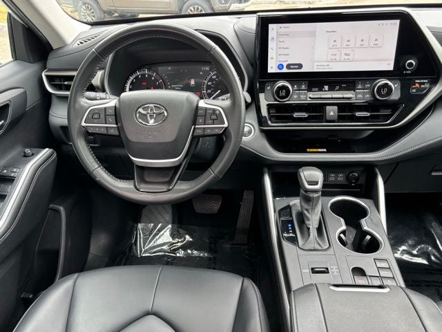 2024 Toyota Highlander XLE