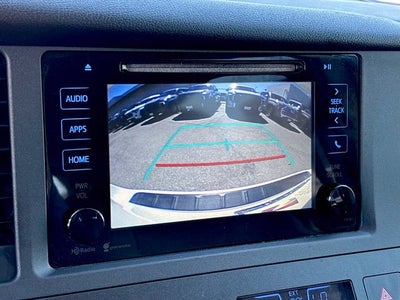 2015 Toyota Sienna LE 8 Passenger