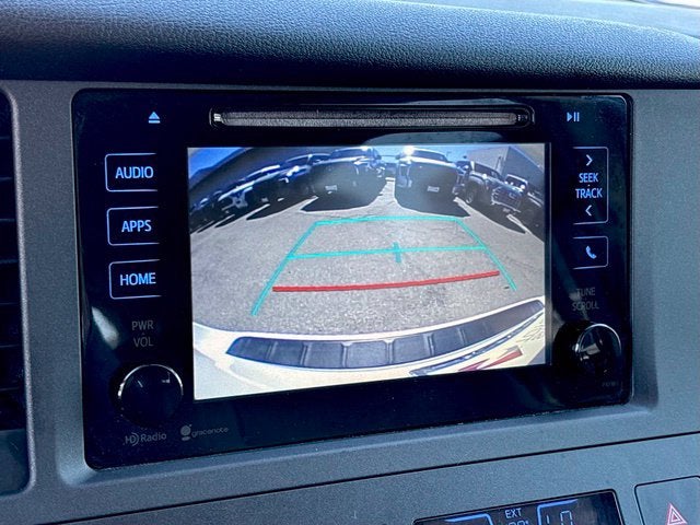 2015 Toyota Sienna LE 8 Passenger