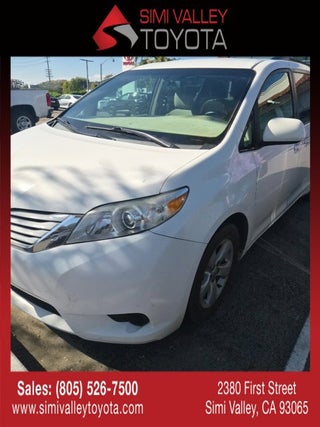 2015 Toyota Sienna LE 8 Passenger