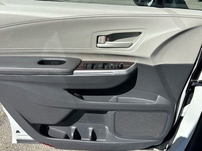 2022 Toyota Sienna LE 8 Passenger