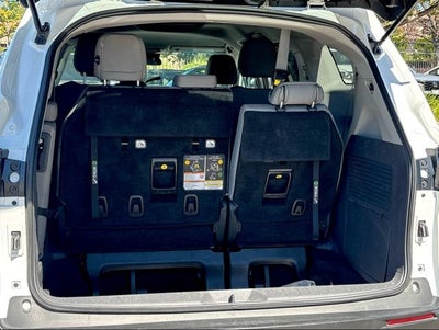 2022 Toyota Sienna LE 8 Passenger