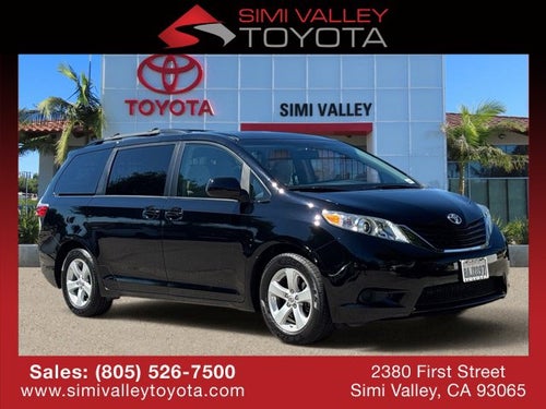2017 Toyota Sienna LE 8 Passenger