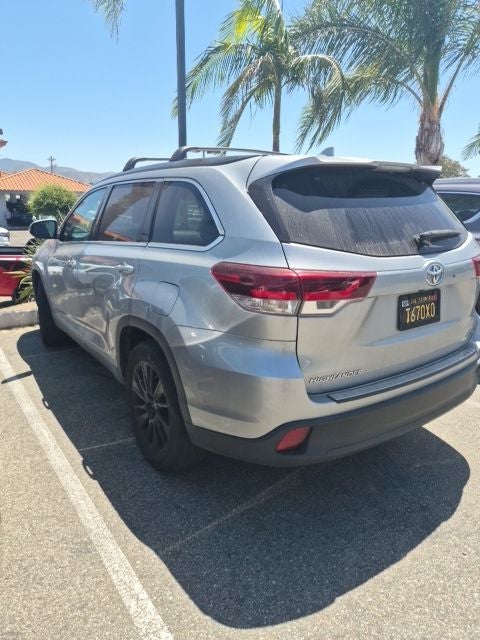 2019 Toyota Highlander SE