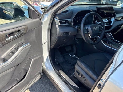 2023 Toyota Highlander Hybrid Limited