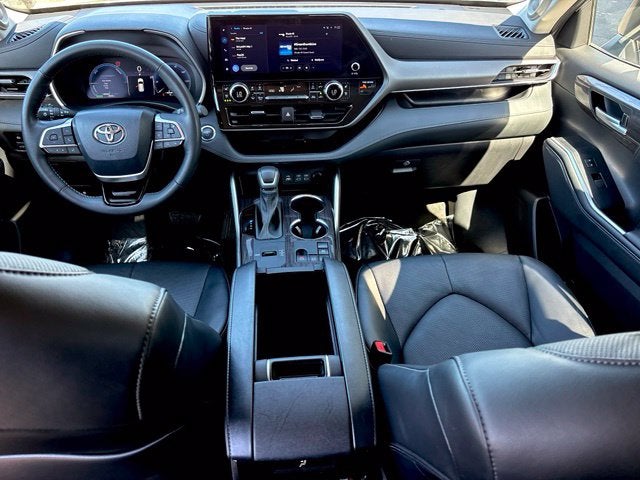 2023 Toyota Highlander Hybrid Limited