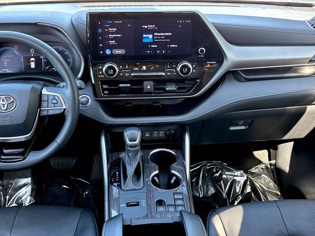 2023 Toyota Highlander Hybrid Limited
