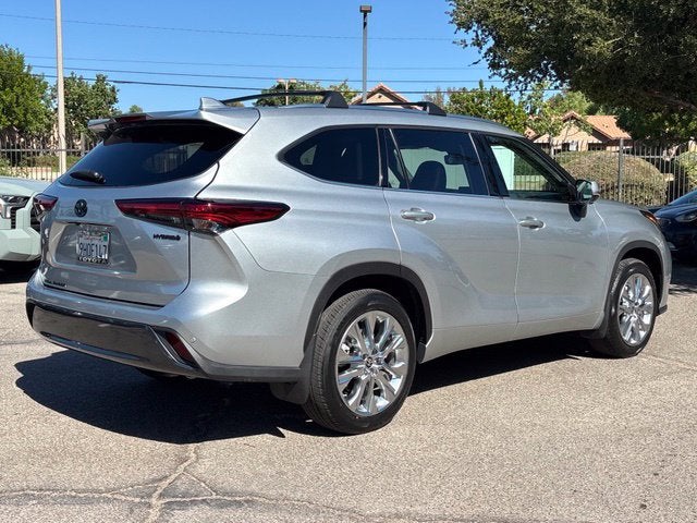 2023 Toyota Highlander Hybrid Limited