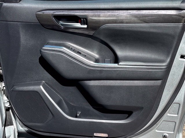 2023 Toyota Highlander Hybrid Limited